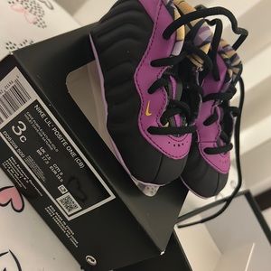 Nike foamposite infant